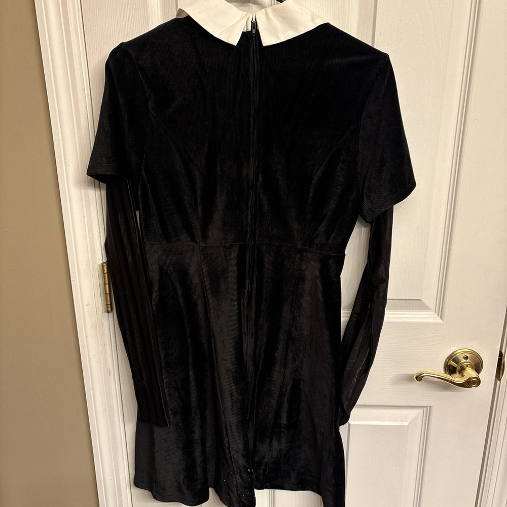 Wednesday Adam’s Black and White gothic hot topic Women's Dress - Picture 3 of 8